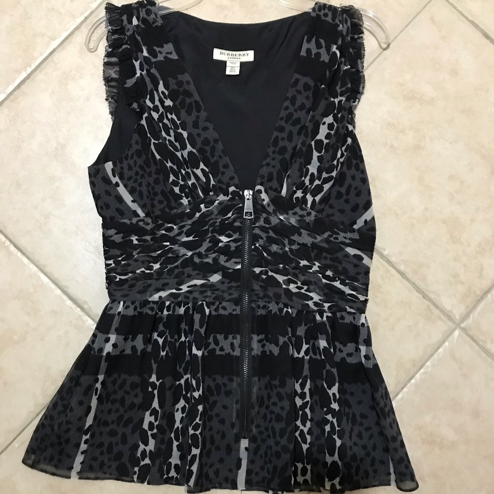 Burberry gorgeous top